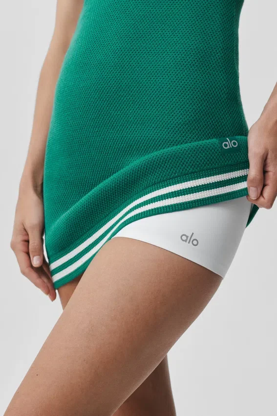 2" Alo Softsculpt Mid-Rise Short - White