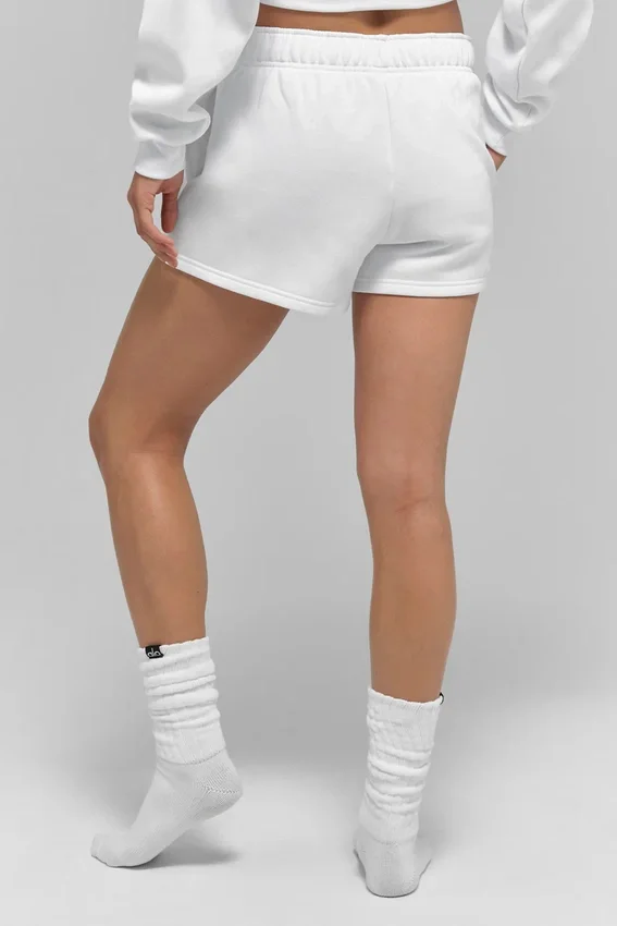 Accolade Short - White