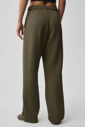 Accolade Straight Leg Sweatpant – Olive Tree