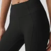 Airlift High-Waist 7/8 Fine Line Legging - Black
