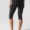 Airlift Mesh High-Waist Divine Capri - Black