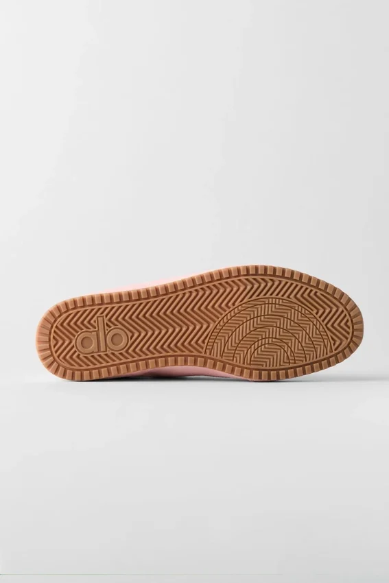 Alo Sunset Sneaker - Sundrenched Pink