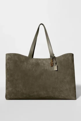 Alo Tranquility Tote – Olive Tree Suede