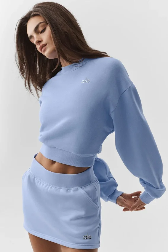 Cropped Accolade Crewneck - Light Provence Blue