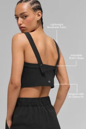 Cropped Dreamscape Tank – Black