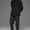 Domain Shift Rib Knit Sweater Crew - Black