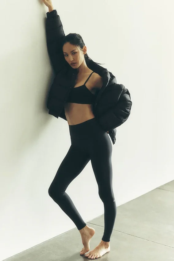 High-Waist Airlift Legging - Black