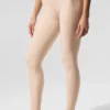 High-Waist Airlift Legging - Macadamia