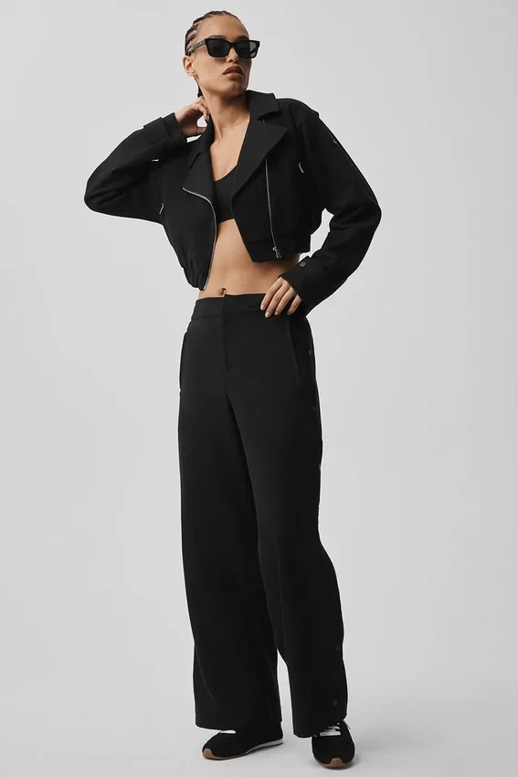 Mid-Rise Cosmopolitan Snap Pant - Black