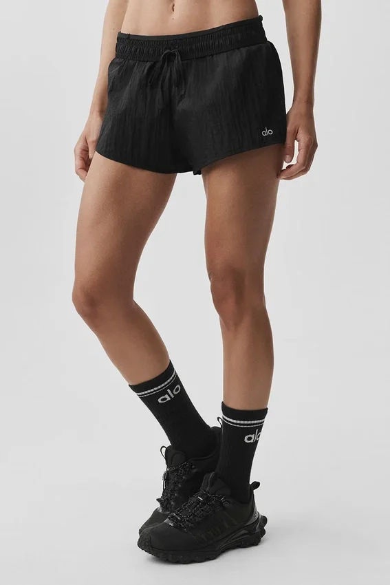 Mid-Rise Go Time Short - Black