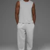 The Triumph Muscle Tank - Athletic Heather Grey