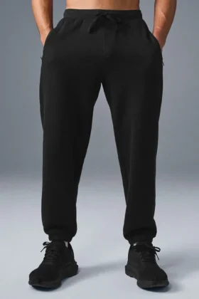 Triumph Restore Sweatpant – Black