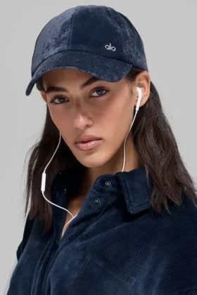 Velvet Off-Duty Cap – Navy